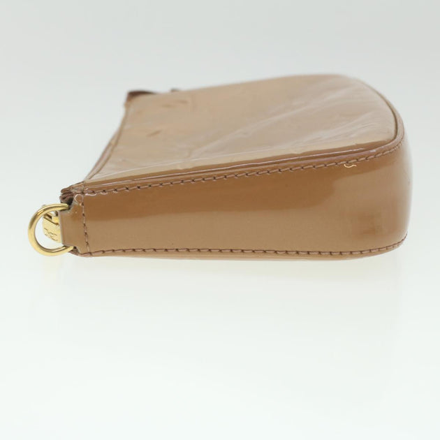 Pre-loved Louis Vuitton Pochette Accessoire Patent Leather Handbag