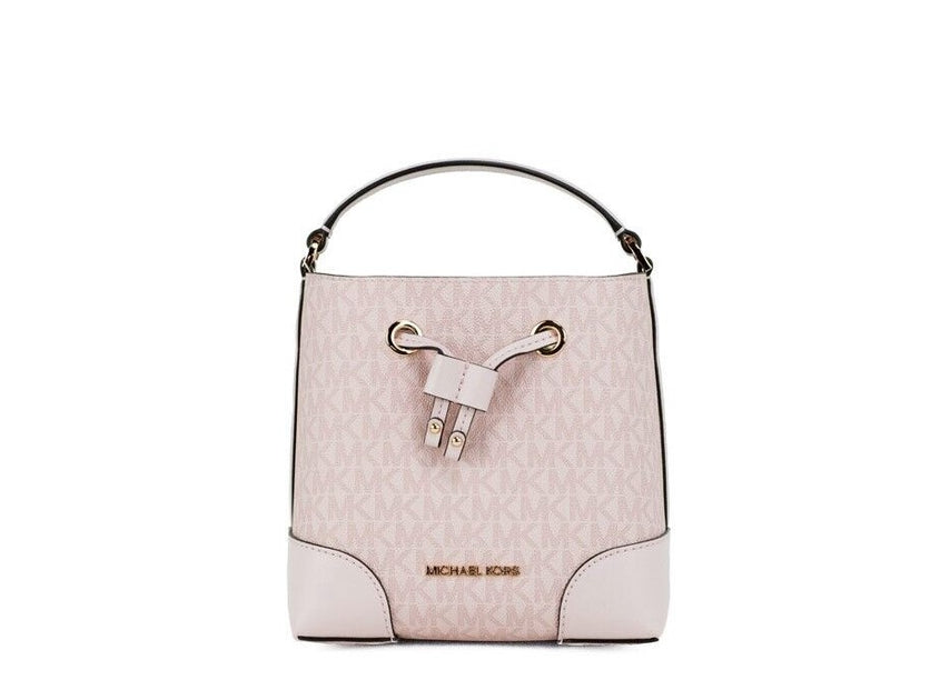 Michael Kors Suri Small Bucket Bag in 2023  Leather crossbody bag small,  Leather drawstring bags, Patent leather handbags