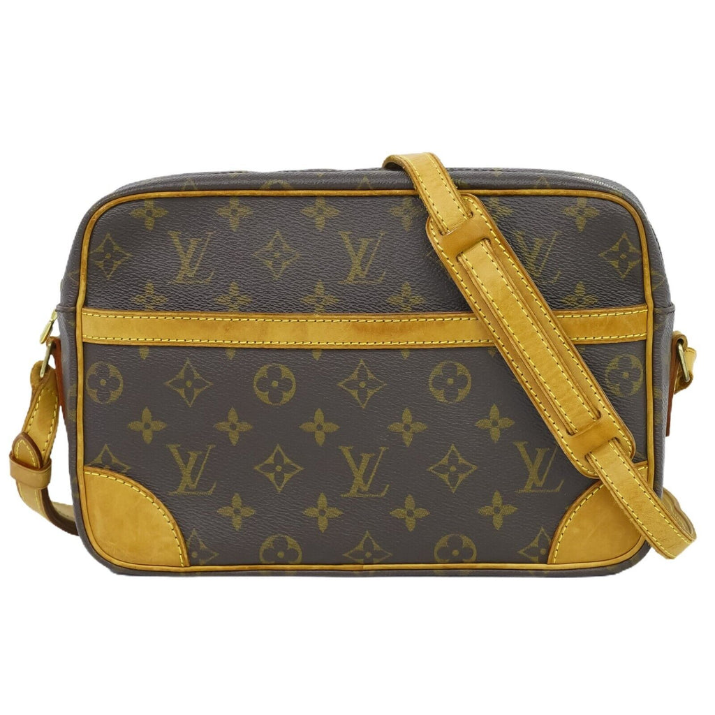 Louis Vuitton Brentwood Yellow Patent Leather Tote Bag (Pre-Owned)