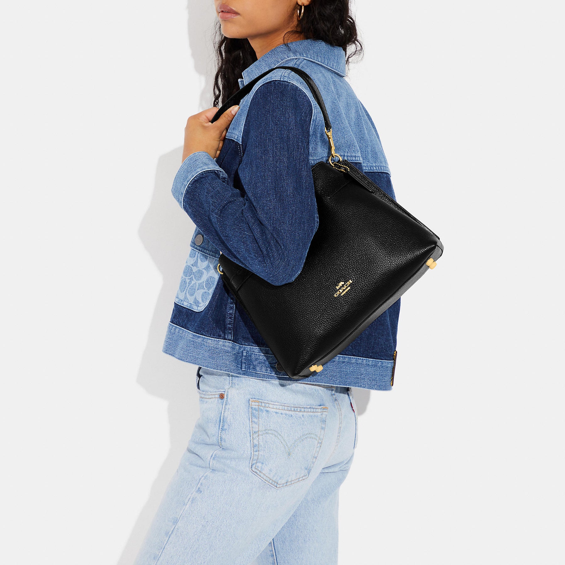 COACH Hanna Shoulder Bag in Black