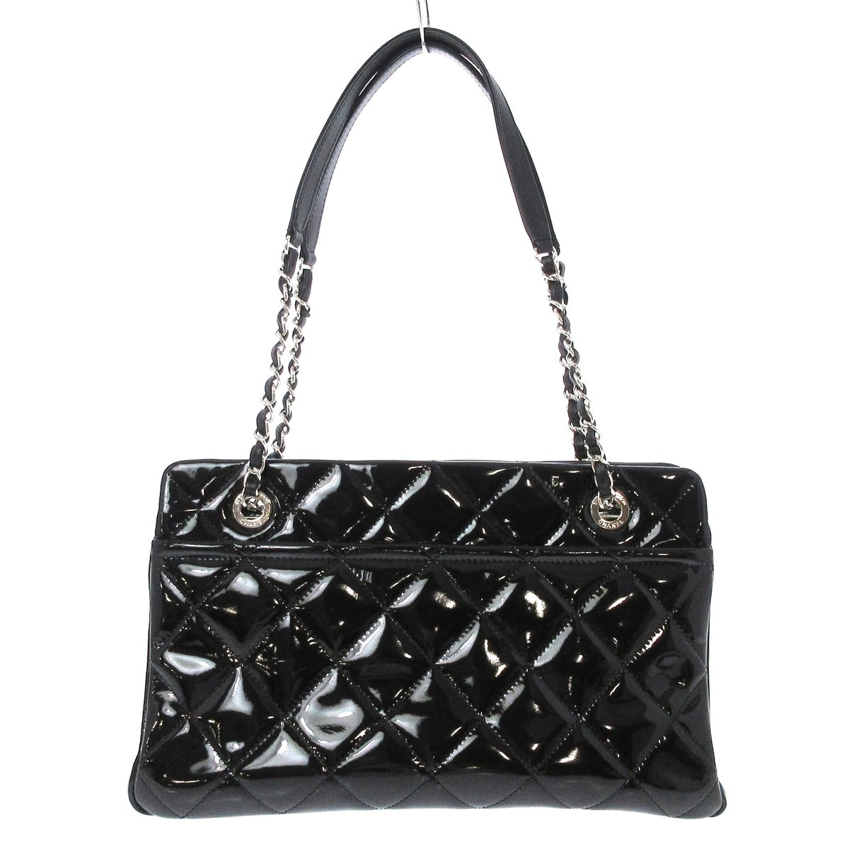 Chanel Matelassé Patent Leather Shoulder Bag (pre-owned)