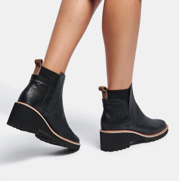Dolce Vita Huey H20 Boots In Black Leather | Shop Premium Outlets