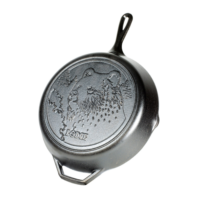 Lodge Seasoned Cast Iron Sugar Skull Skillet with Handle Holder