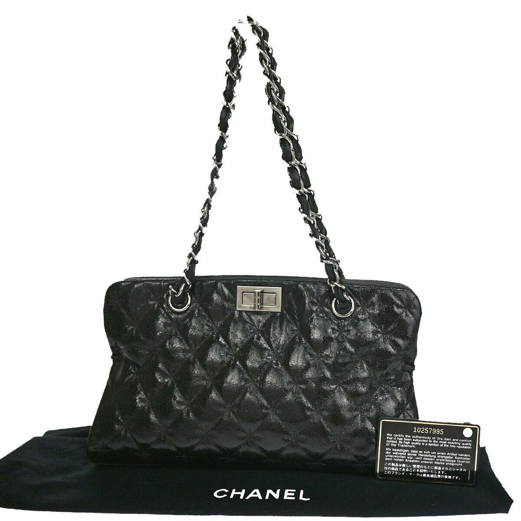 Chanel 2.55 Leather Shoulder Bag (pre-owned) in Brown